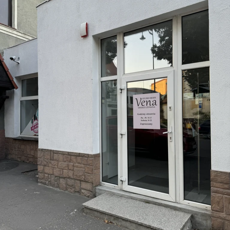 Second hand Oława ul. Świętego Rocha 2
